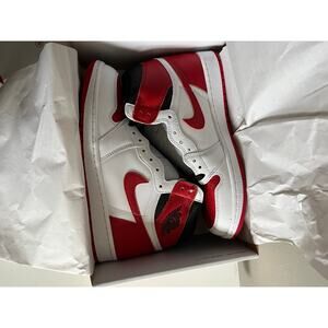 Nike Air Jordan 1 Retro High OG Heritage